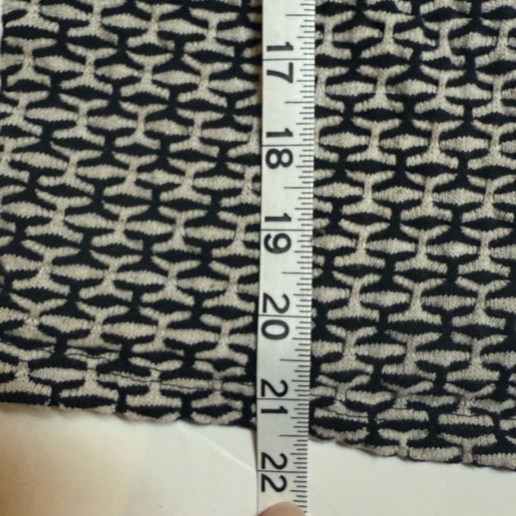 Zara Black and White Patterned Polo Short Sleeve Sweater Size Large - Picture 11 of 12